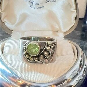 Vintage Sterling Silver 925 Peridot Band Ring Size 5 Israel